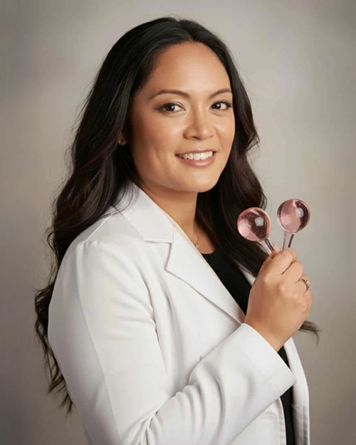 Joy, Advanced Practice Esthetician